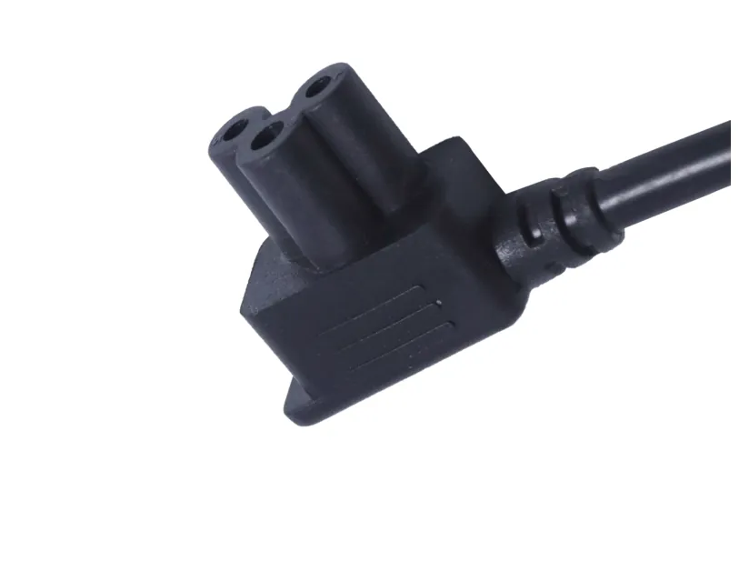 IEC C5 Cloverleaf Connector photo 2