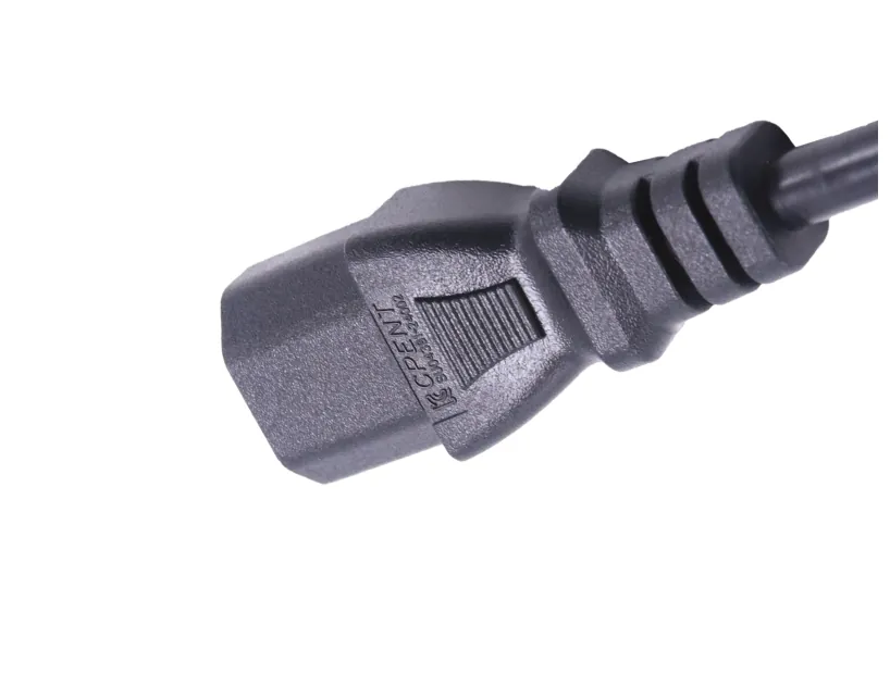 IEC C13 Connector & Cord Set photo 2