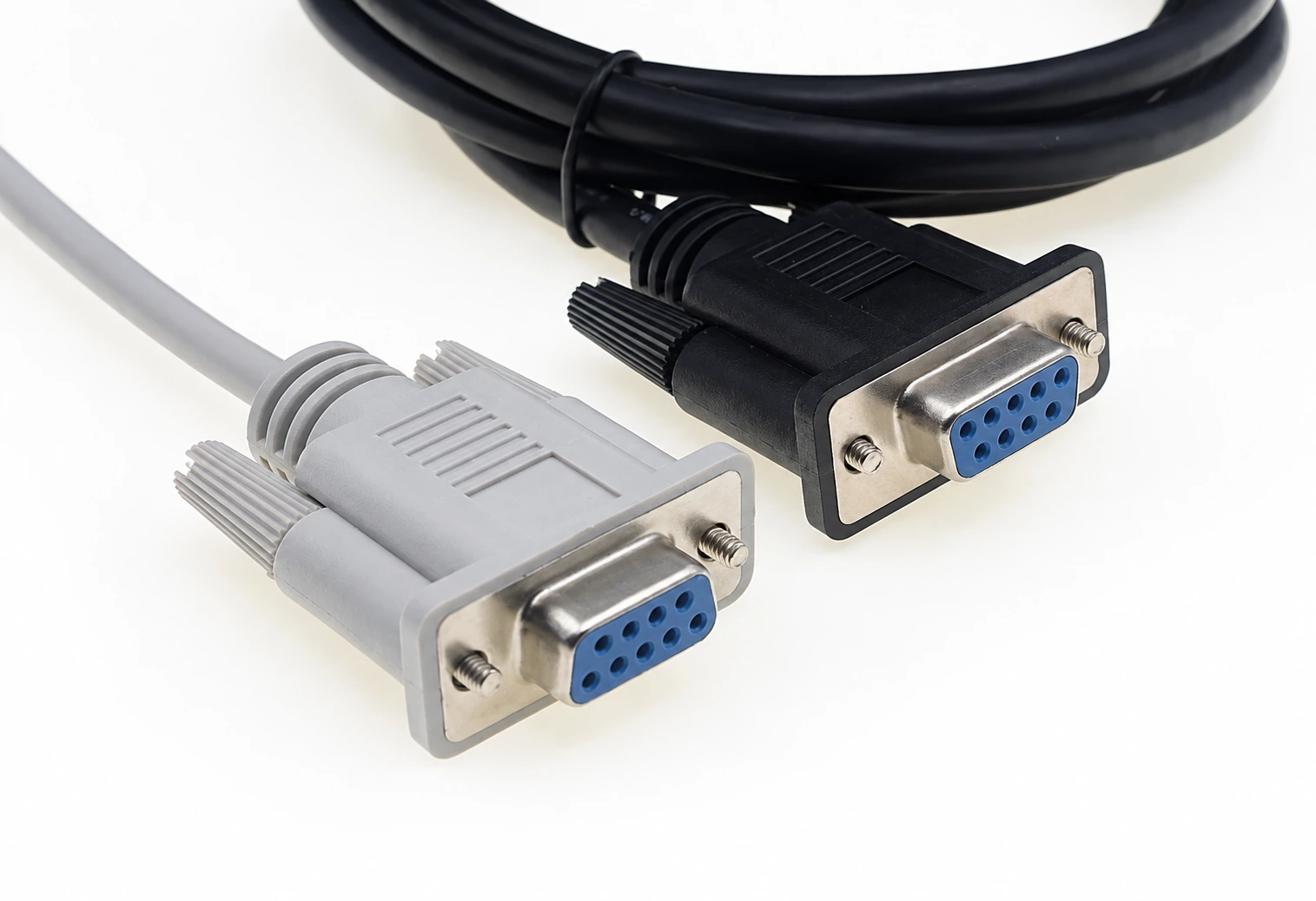 DB9 / DB25 Serial Cables photo 3